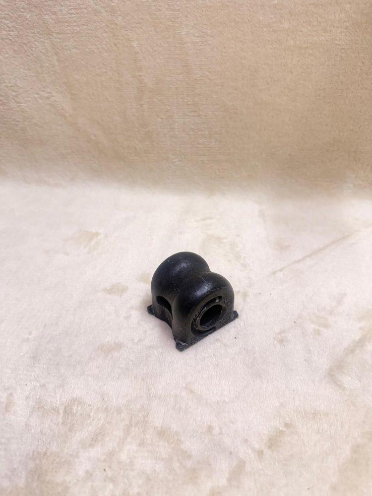 Honda Vezel / Fit GP5 Front Stabilizer Bar Bushing (51306-T7A-004 / 51307-T7A-004)
