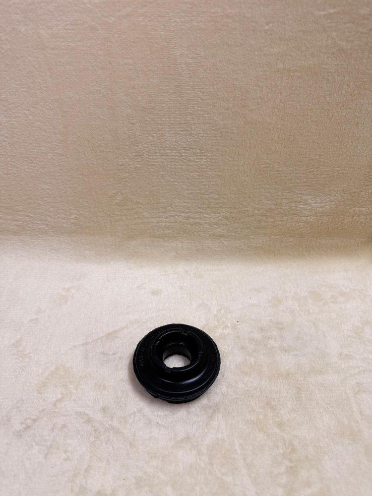 Toyota KDH Front Strut Rod / Tie Bar Bush (48674-26040)
