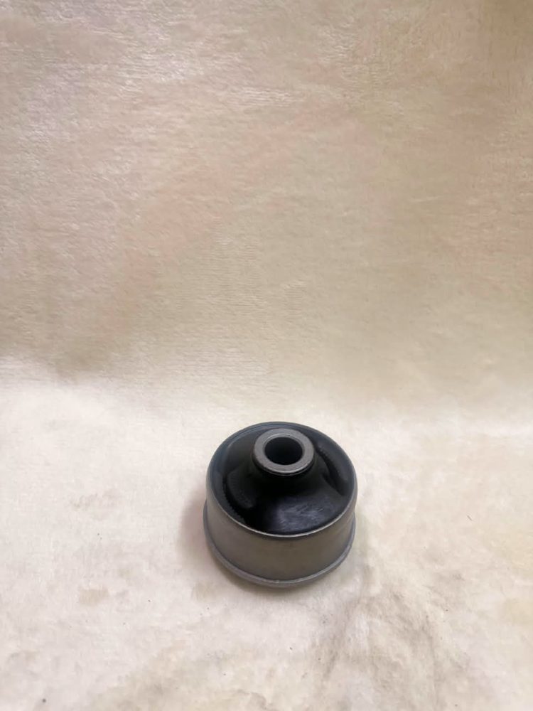 Toyota Prius 3rd Gen Front Lower Arm Bushing - Large (48655-02080)