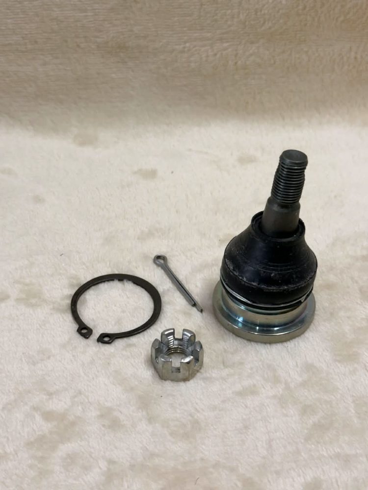 Toyota Corolla Axio Front Lower Ball Joint (43308-59035)